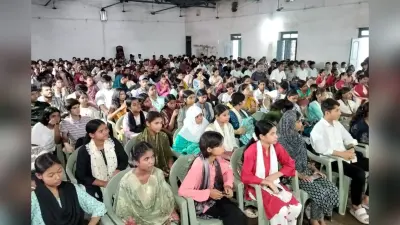 राजमहल में प्रभात खबर प्रतिभा सम्मान समारोह का शुभारंभ, छात्रों के चेहरे पर दिखी खुशी